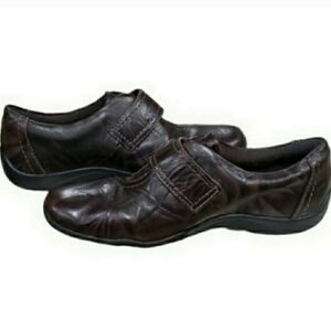 Clarks Artisan Leather Loafer Style Shoes